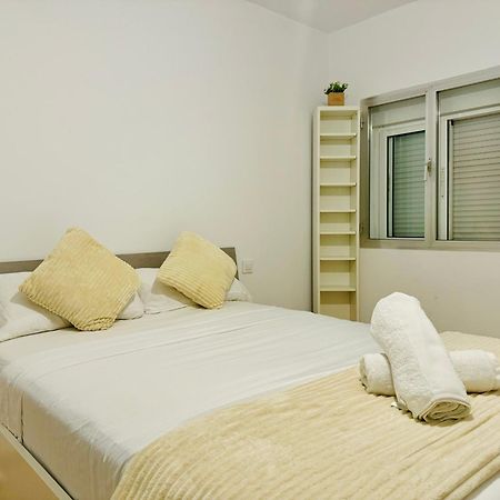 Pisos Baraja Gl Apartment Madrid Luaran gambar