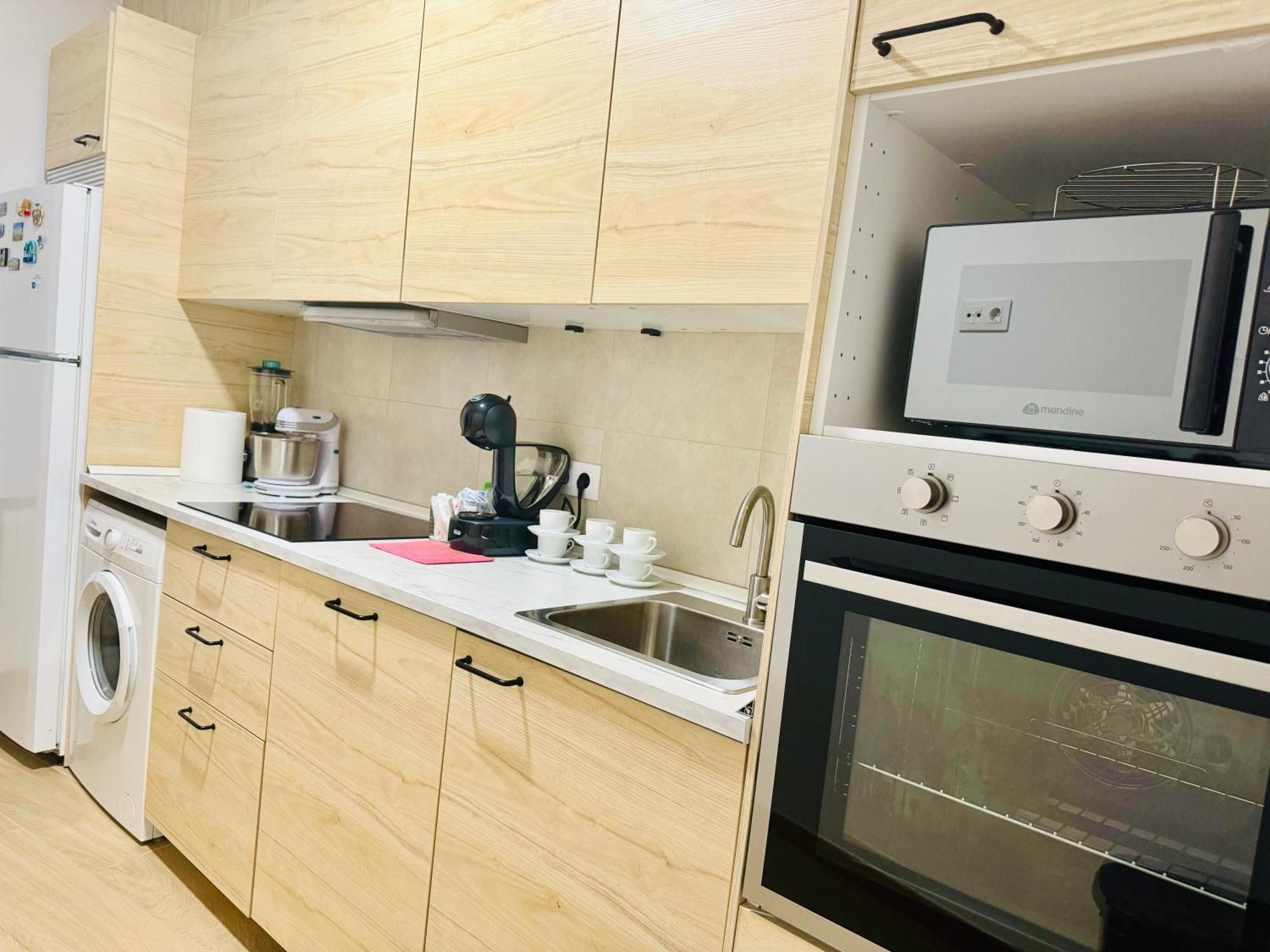 Pisos Baraja Gl Apartment Madrid Luaran gambar