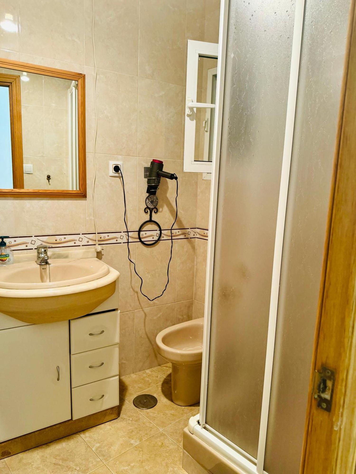 Pisos Baraja Gl Apartment Madrid Luaran gambar