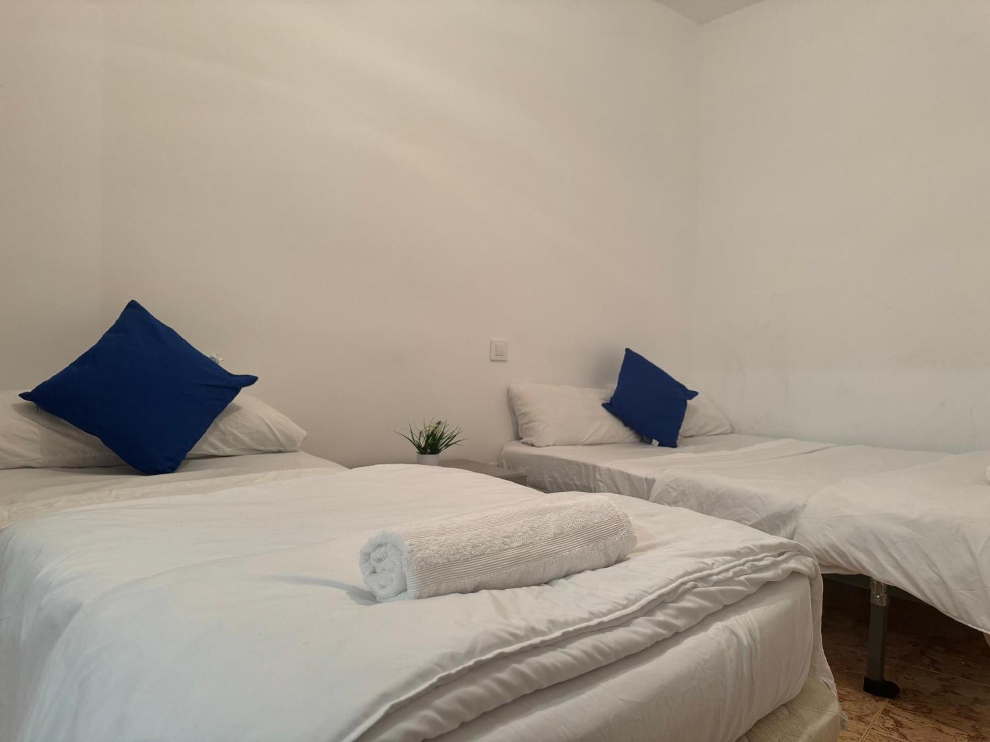 Pisos Baraja Gl Apartment Madrid Luaran gambar