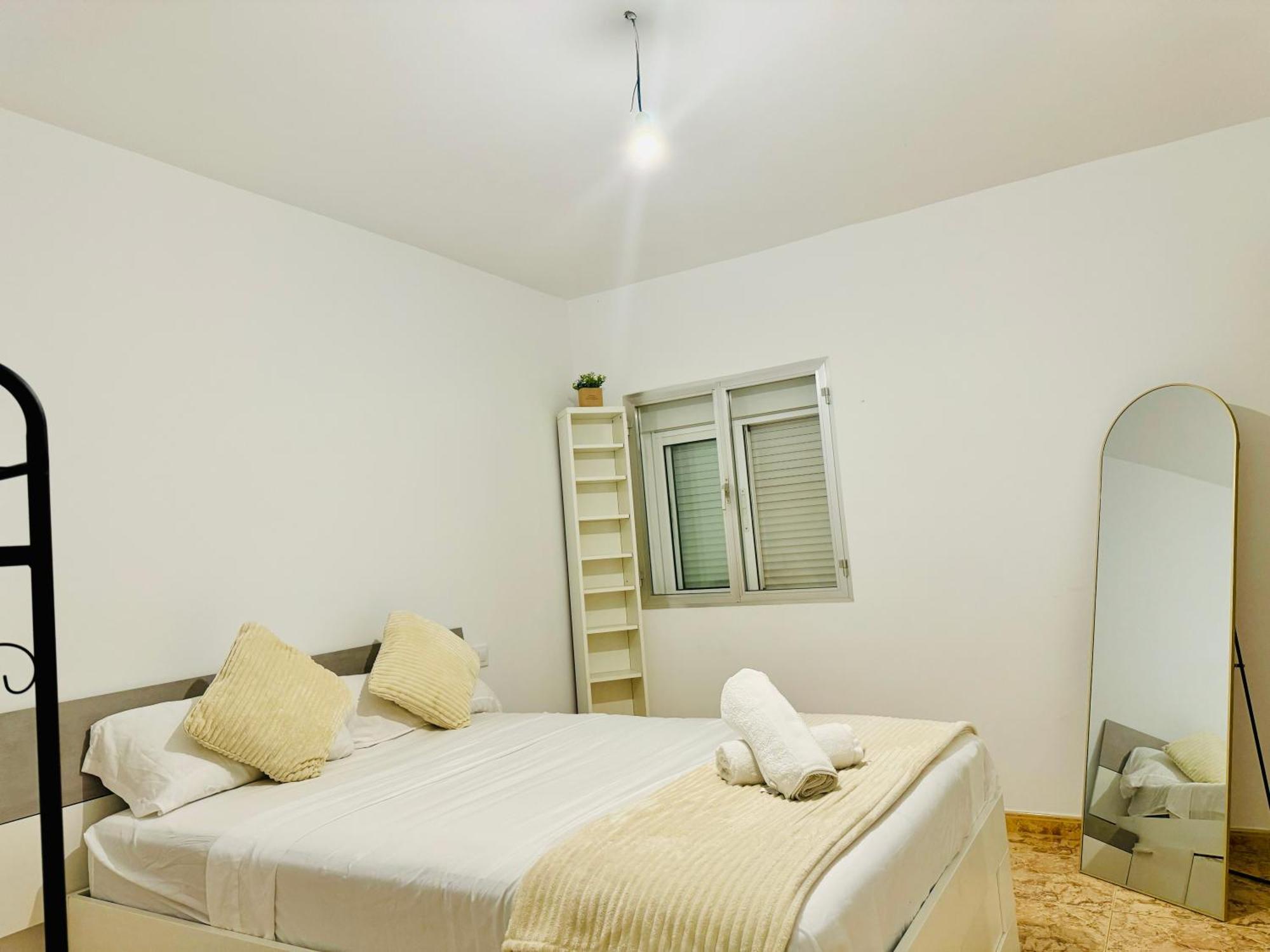 Pisos Baraja Gl Apartment Madrid Luaran gambar